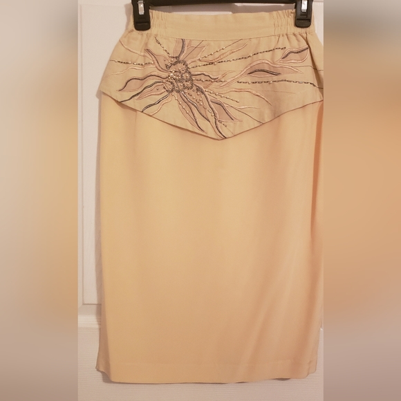 SOLD - Picture 4 of 12